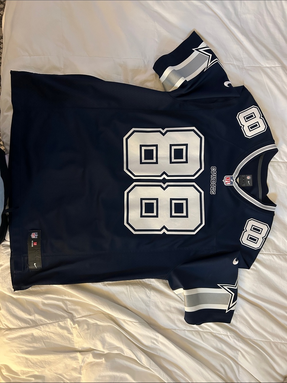 Nike Men's Dallas Cowboys #88 Navy and White Football Jersey